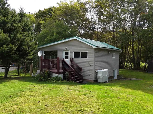 115 Starr St, Bridgewater, NS B4V 2P8