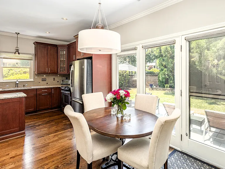 418 Olmsted Park Pl — Photo 7