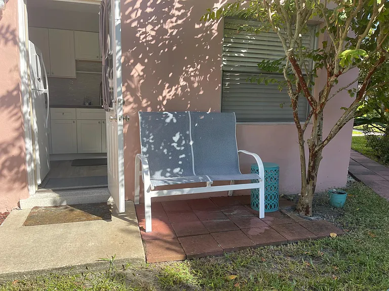 412 Monroe Ave #K101 — Photo 14