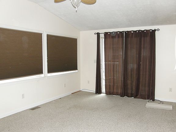 2nd image of 26456 Cottontail Cv