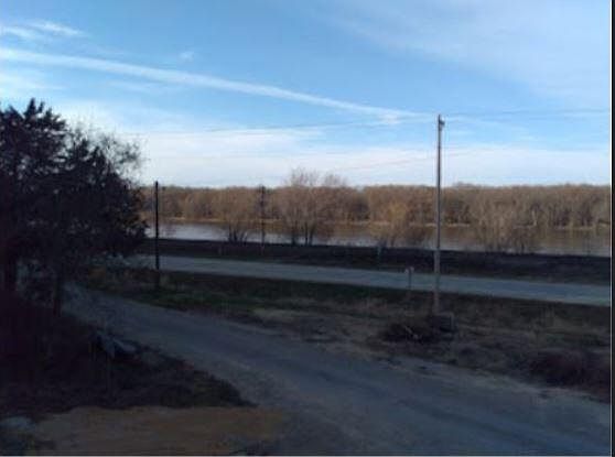 4th image of 6844 S Terhune St