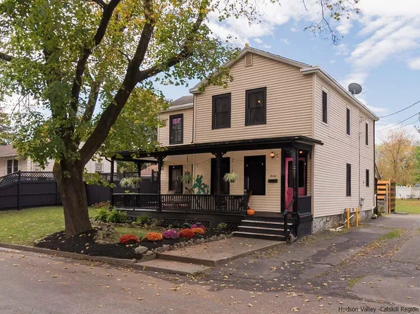 20 Cedar Street, Saugerties, NY 12477