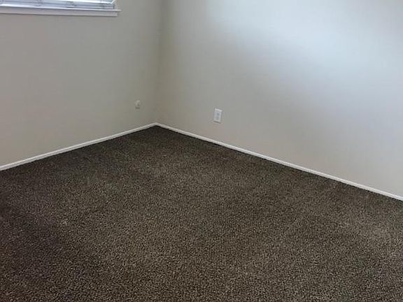 4th image of 346 Clifton Ave