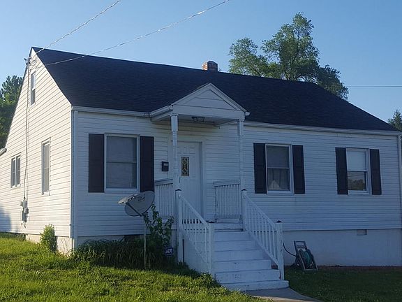 2nd image of 2404 Churchill Dr NW