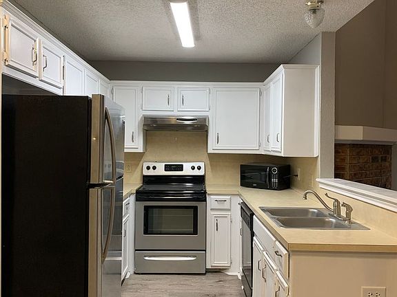 4th image of 5620 Brownfield Dr APT B