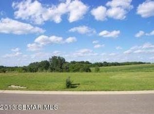 2365 Fieldstone Rd SW, Rochester, MN 55902