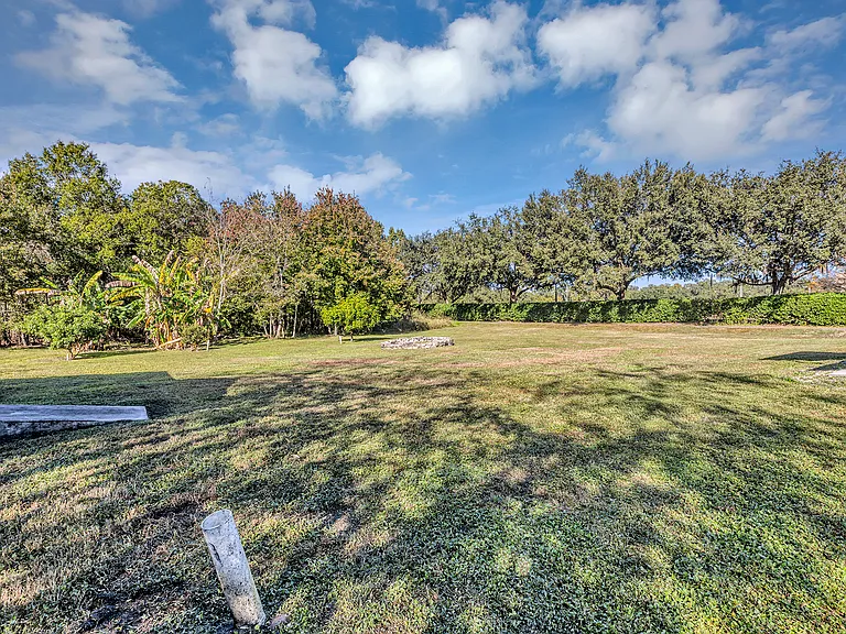 2474 Rouse Rd — Photo 23