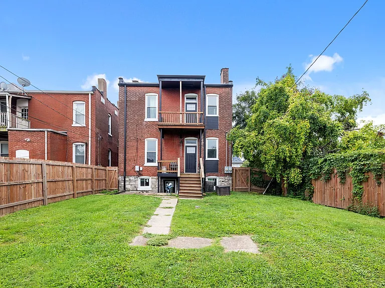 2321 Russell Blvd #1STFLOOR — Photo 10