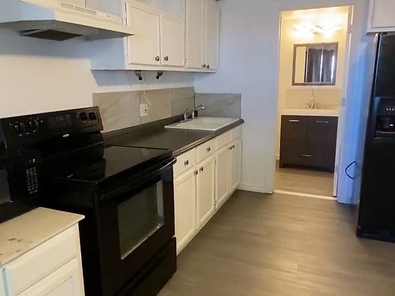 4th image of 2516 9th Avenue Ct Unit B