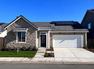 1867 N Marion Ave, Clovis, CA