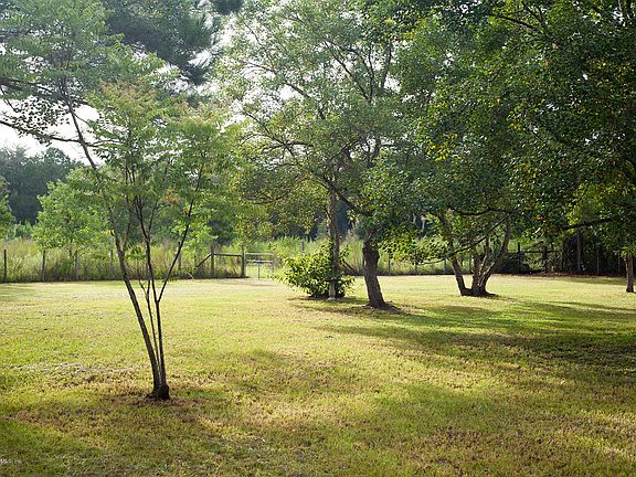 2nd image of 9139 NW County Road 225