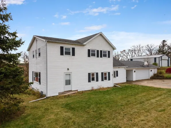 3883 County Rd, Dodgeville, WI 53533