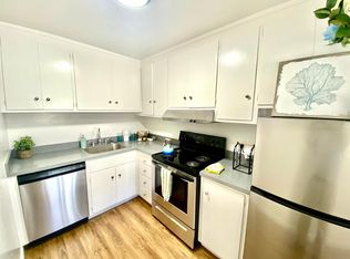 369 Palm Ave #6, Oakland, CA 94610
