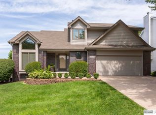 16176 Chicago St, Omaha, NE 68118