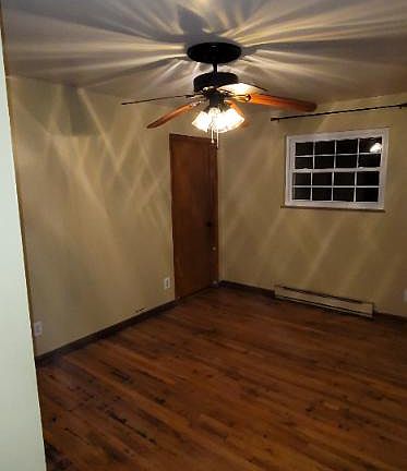 2nd image of 1050 Willow Dr