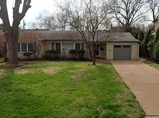 123 Lancaster Dr, Saint Louis, MO 63105