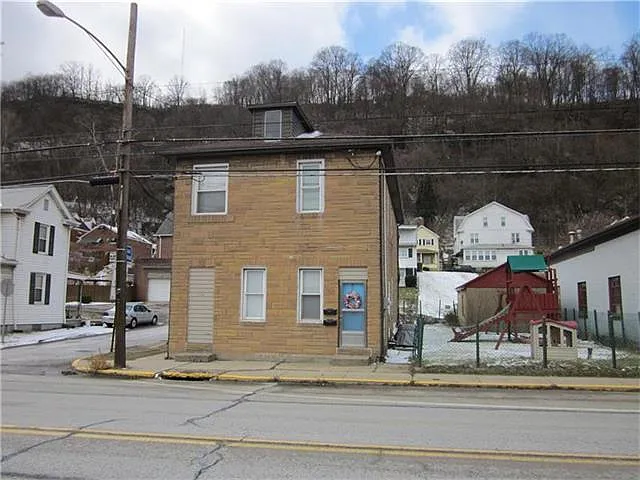 501 Freeport Rd photo 1