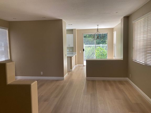 4th image of 162 Las Flores