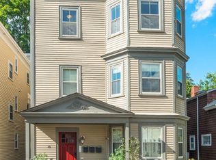 35 White Pl #3, Brookline, MA 02445