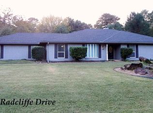 8515 Radcliffe Dr, Tyler, TX 75703