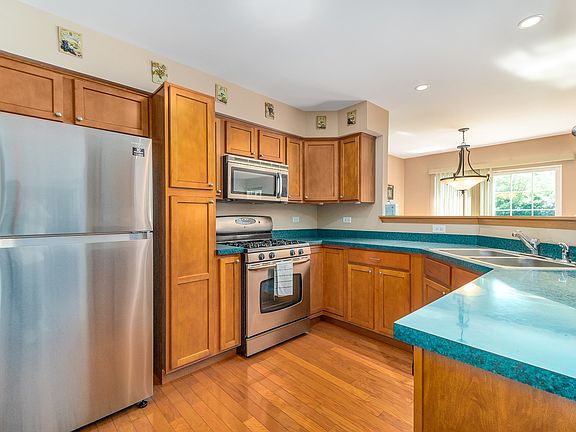 3rd image of 2459 Stoughton Cir #2459