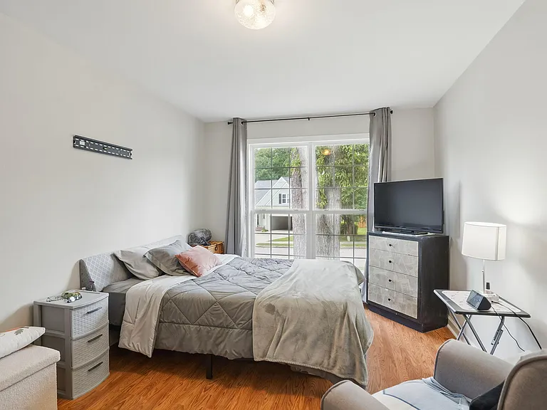 4905 Knightsbridge Way — Photo 17