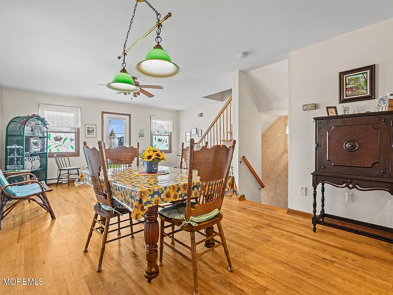 4 Webb Ave #SUMMER WEEKLY -C — Photo 18