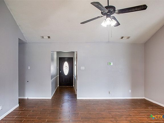 3rd image of 3108 Carpet Ln