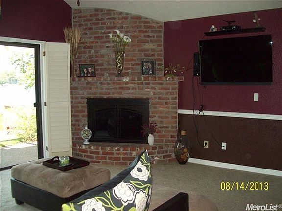 3rd image of 1701 Lakeshore Dr