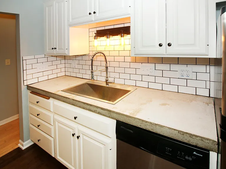 3149 S Hanson Ave #LOWER — Photo 6