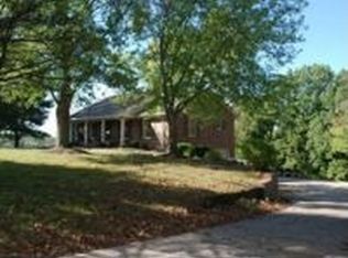 4945 Byrd Ln, College Grove, TN 37046