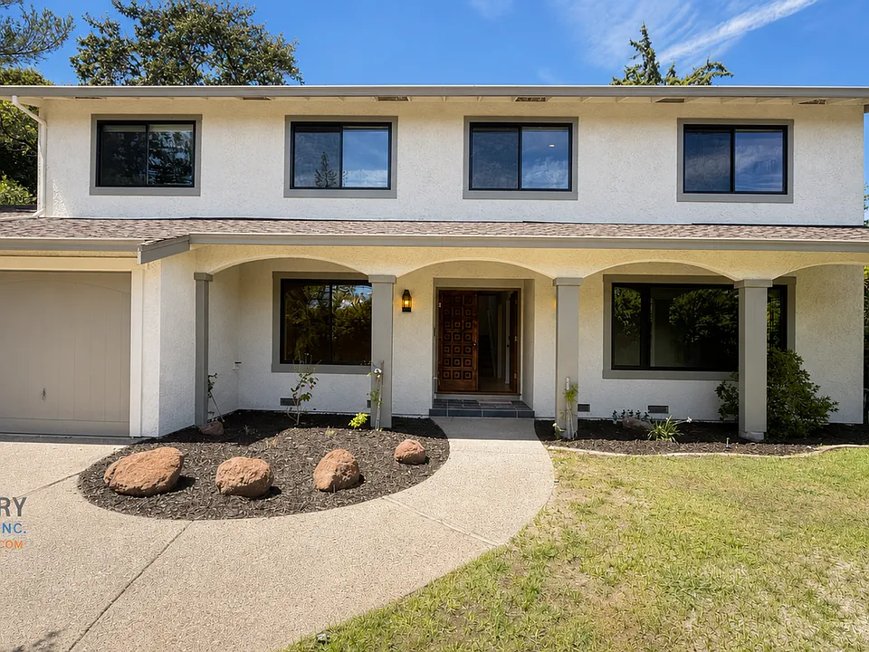 130 Kell Ct