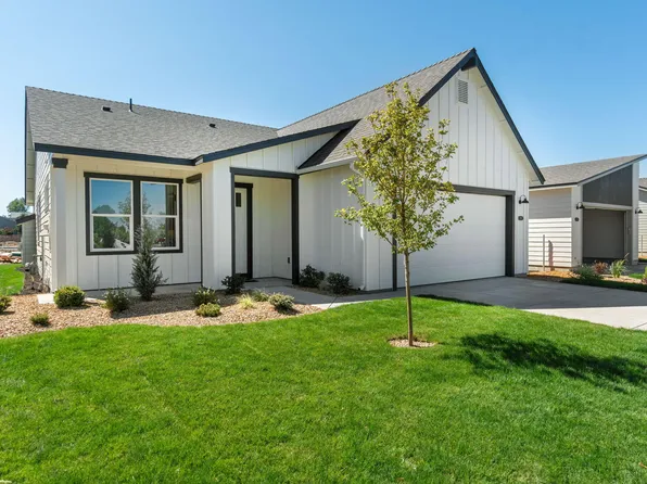 2853 NE Wells Acres Rd, Bend, OR 97701