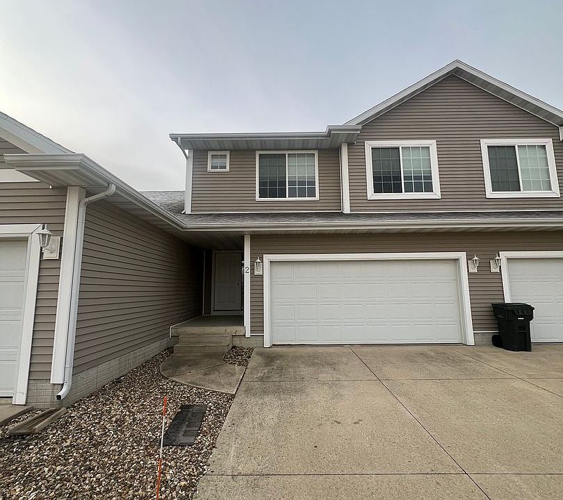 1st image of 2805 Algonquin Dr #2