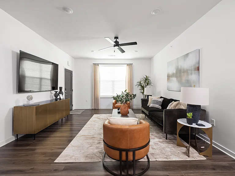The Levi Luxury Apartments — Photo 38