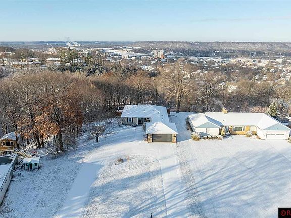 2nd image of 304 Woodshire Dr