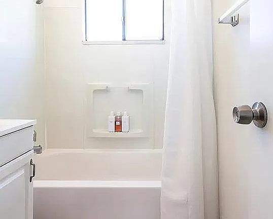 4th image of 802-812 El Carmel Pl #804-1/2
