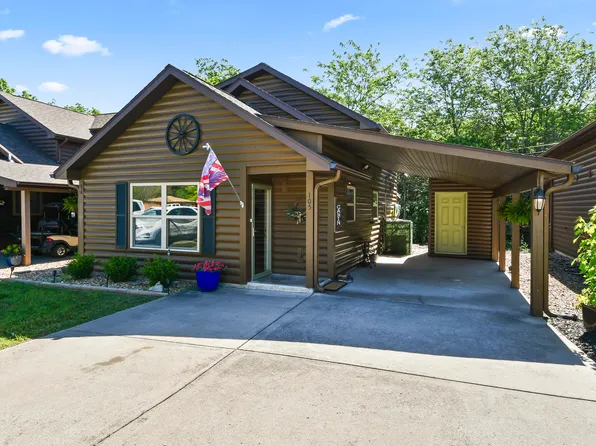 105 Bears Paw Way, Hollister, MO 65672