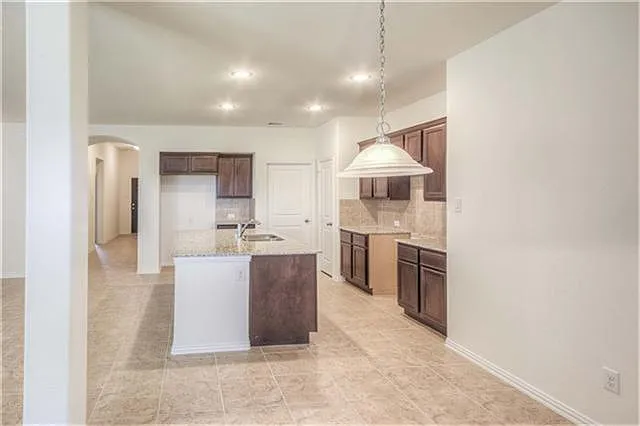 8410 Green Paseo Pl — Photo 10