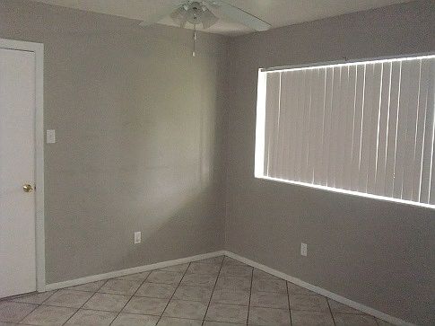 5th image of 903 W Hervey Dr