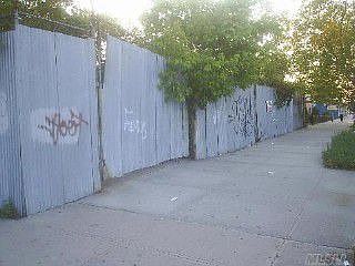 5th image of 10520 Sutphin Blvd