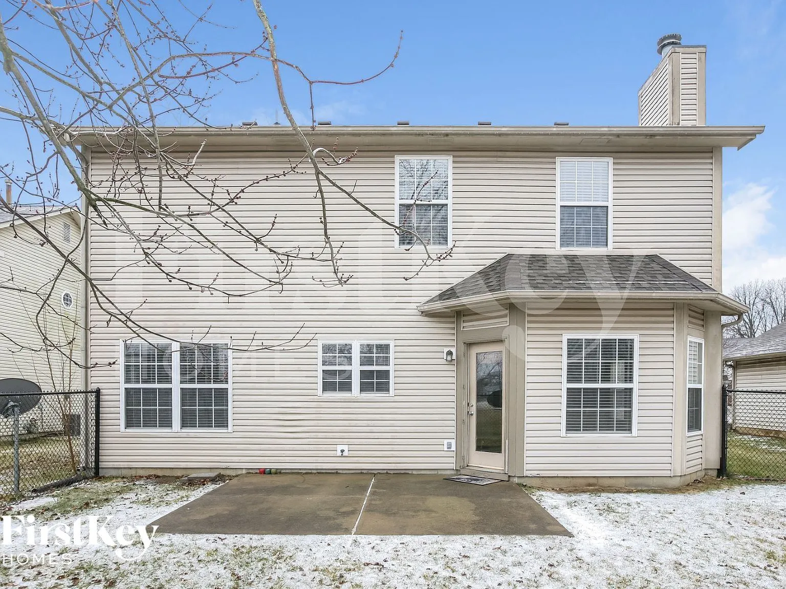 4 bed, 2.5 bath, 2348 sqft, $2,430 — Photo 1