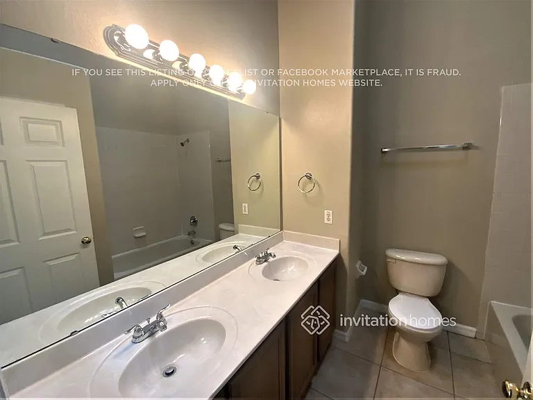 1260 Creekview Ct — Photo 10