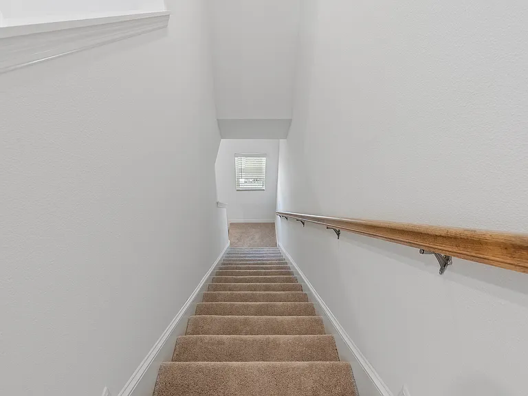 2128 Hallier Cv — Photo 12
