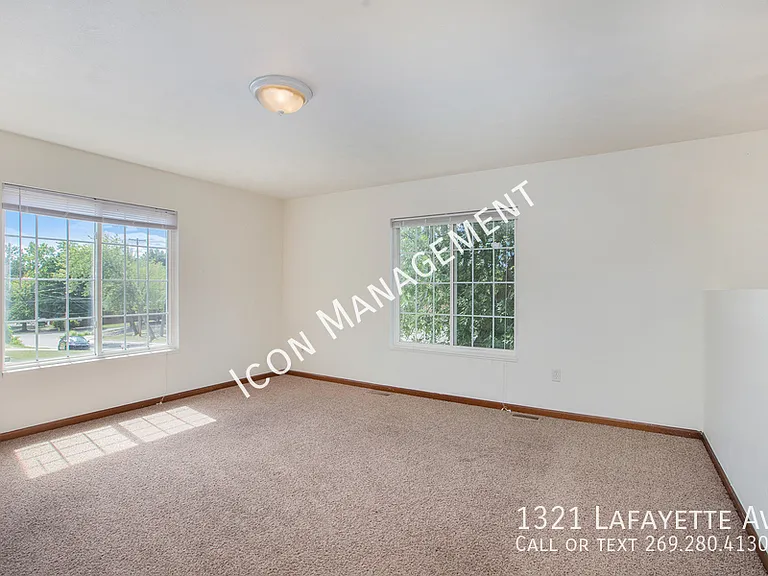 1321 Lafayette Ave — Photo 4