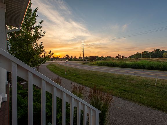 2nd image of 655 Beachwood Path