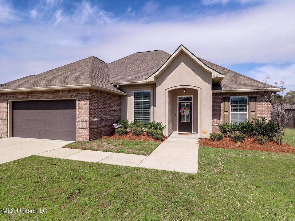 1st image of 3002 Sea Oats Dr