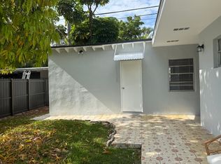 3434 SW 6th St #R-2, Miami, FL 33135