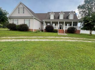 903 Pinewood Ave, Bessemer, AL 35023