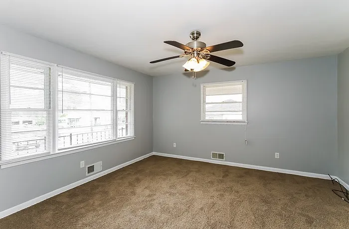 2118 Cadden Rd — Photo 3